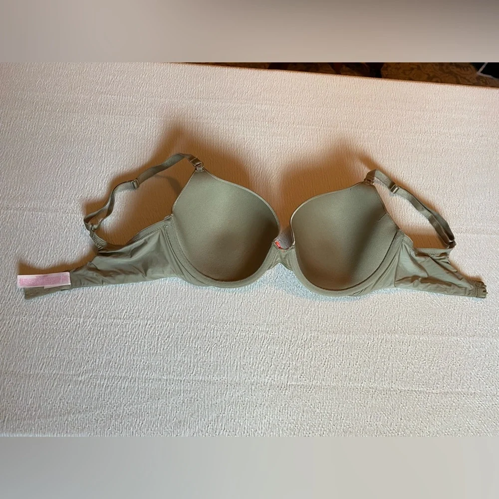 Women’s Victoria Secret T-shirt Bra 34D Army Green w/orange bow